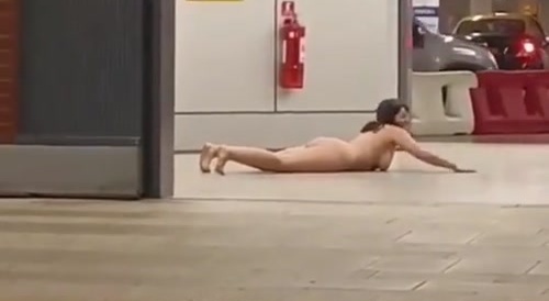 【動画あり】安い売春婦がxxxを求める